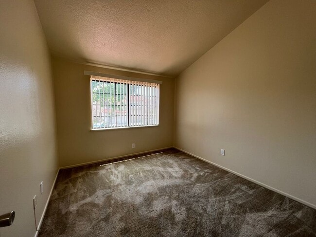 Building Photo - 3652 Agate Way