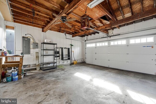 Building Photo - 1016 Trinity Gate St