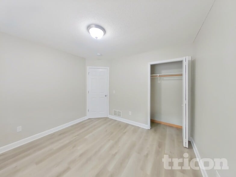 Building Photo - 1300 Bluebill Blvd