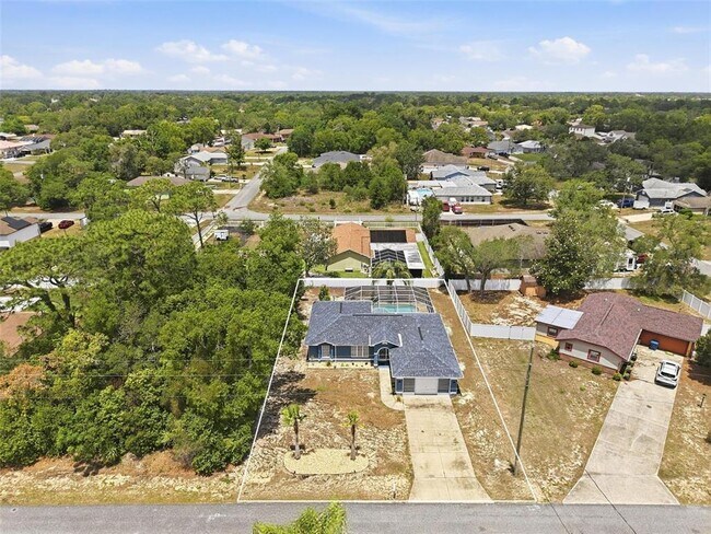 Building Photo - 2263 Deborah Dr