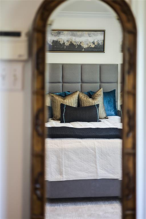 Building Photo - 5605 Creek Meadows Cove