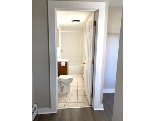 Building Photo - 44 Bridge St