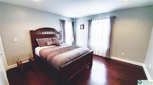 Building Photo - 5145 White Birch Dr