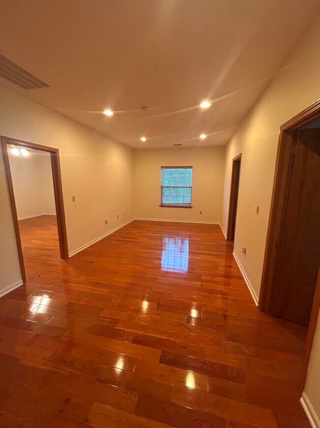 Building Photo - 12506 Mooremeadow Ln