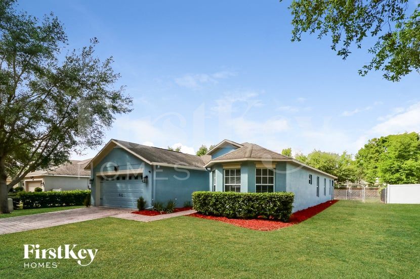 Building Photo - 826 Barrister Dr