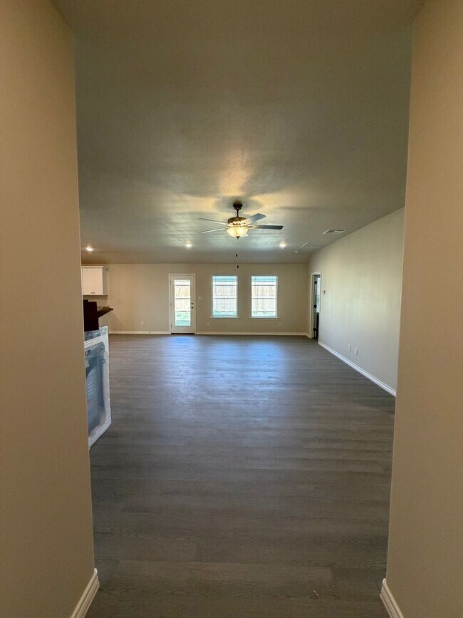 Building Photo - HALF OFF the 1st month with 15 month lease!!!– Move-In Ready with Appliances Included