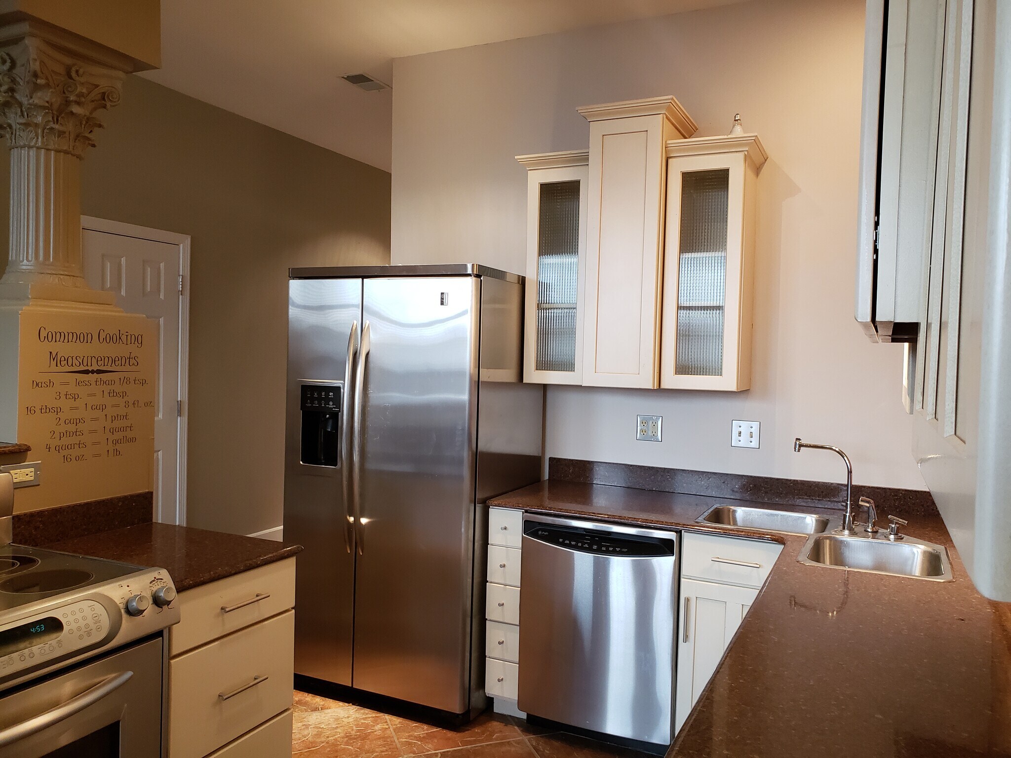 Building Photo - 1623 2nd Ave