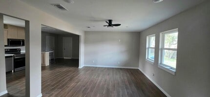 Building Photo - 4017 Pickett St