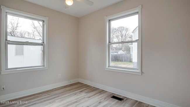 Building Photo - 3318 Van Winkle Dr