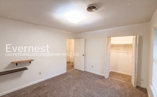 Building Photo - 8831 Millard Lee Ln