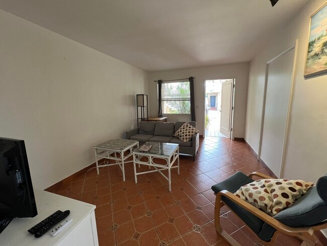 Building Photo - 311 Inlet Way