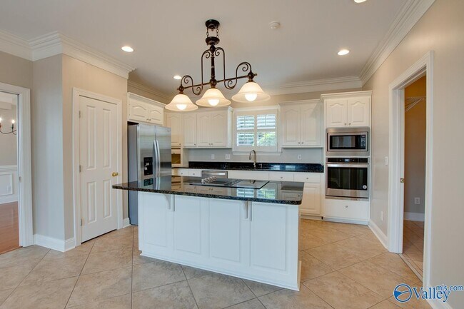 Building Photo - 3017 Brunswick Cir SE