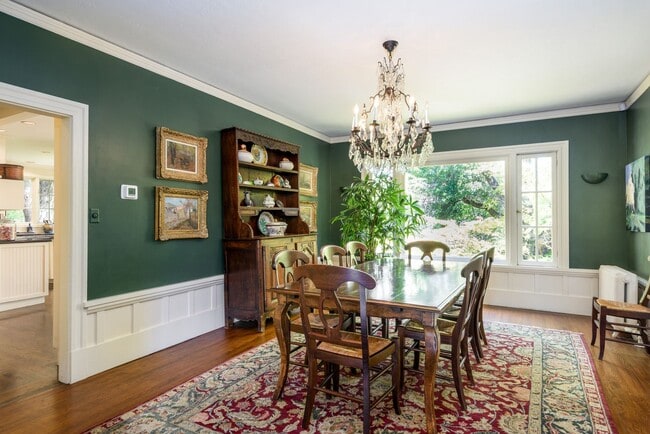 Building Photo - Vintage Craftsman Atherton Estate with Mod...