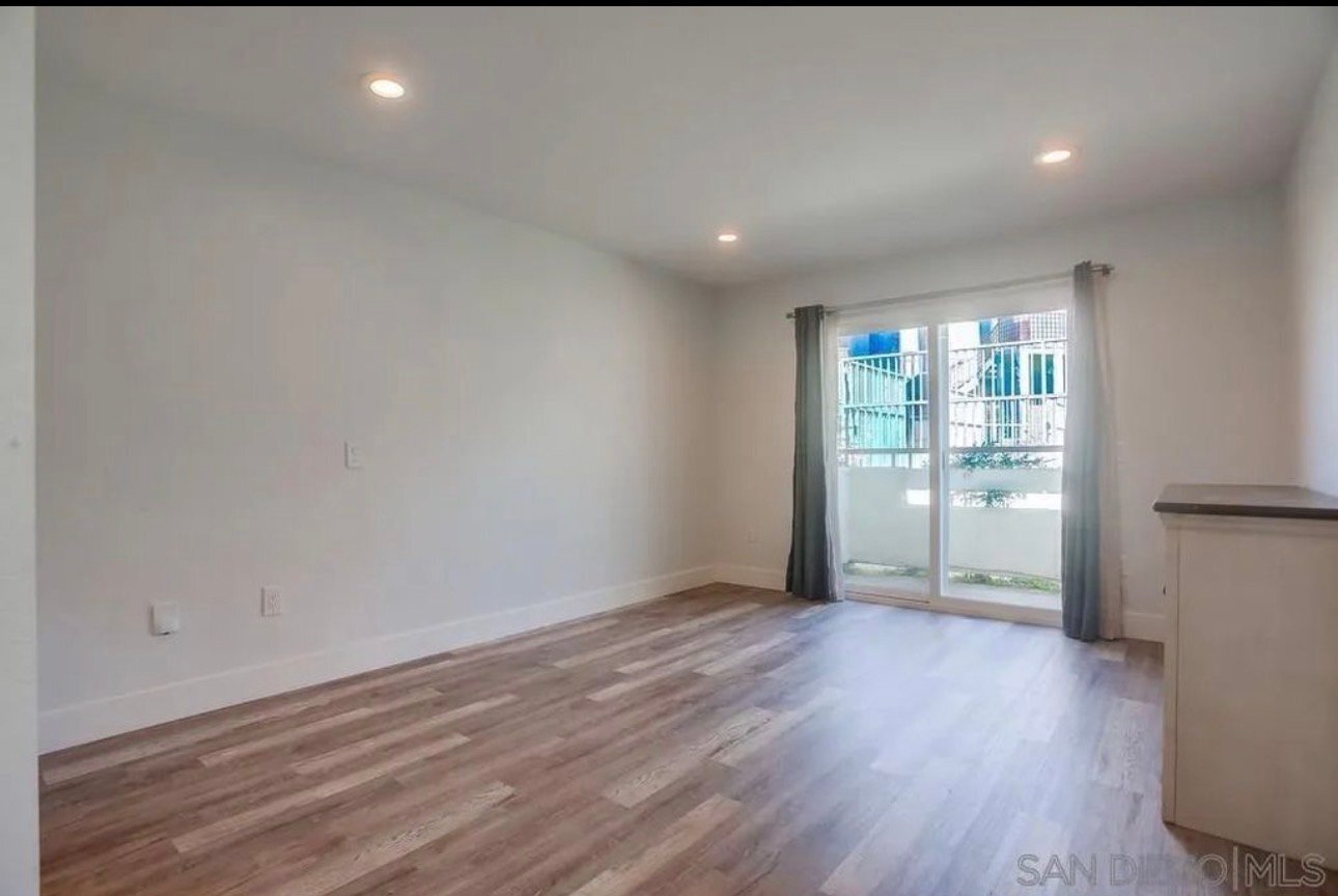 Building Photo - 450 Stoney Point Way