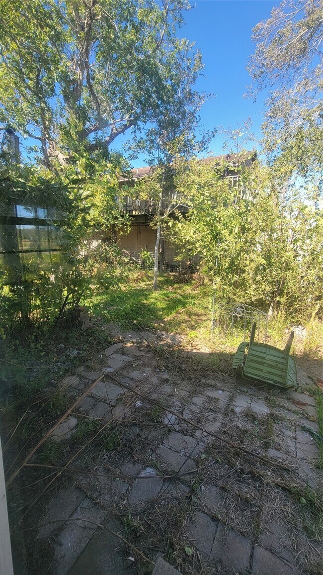 Building Photo - 12018 Sandpiper Rd