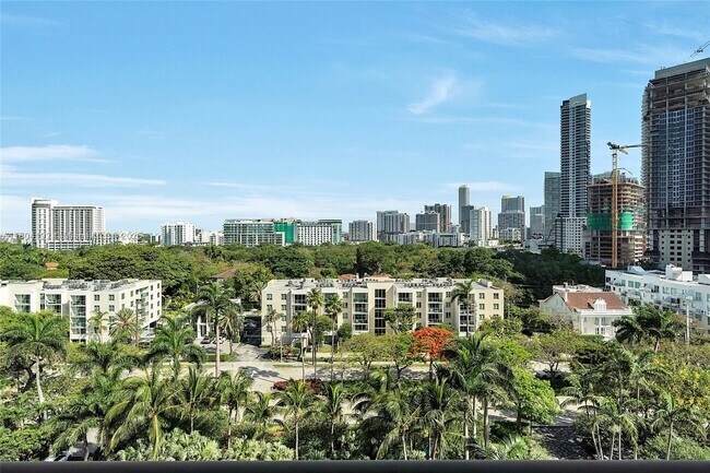 Building Photo - 1581 Brickell Ave