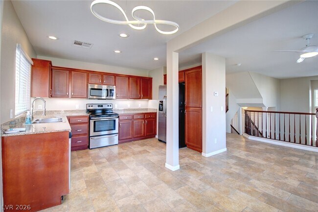 Building Photo - 8400 Tiger Woods Ave