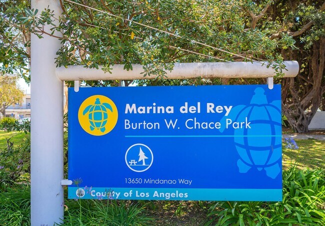 Building Photo - Warm & Inviting Venice Beach Rental Home!