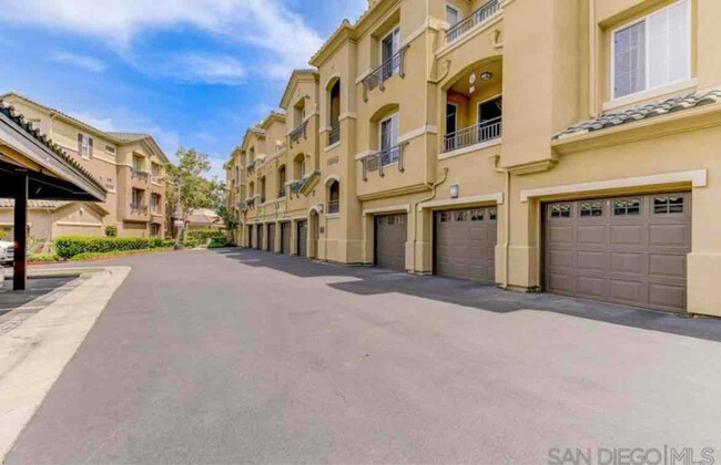 Building Photo - 10848 Scripps Ranch Blvd