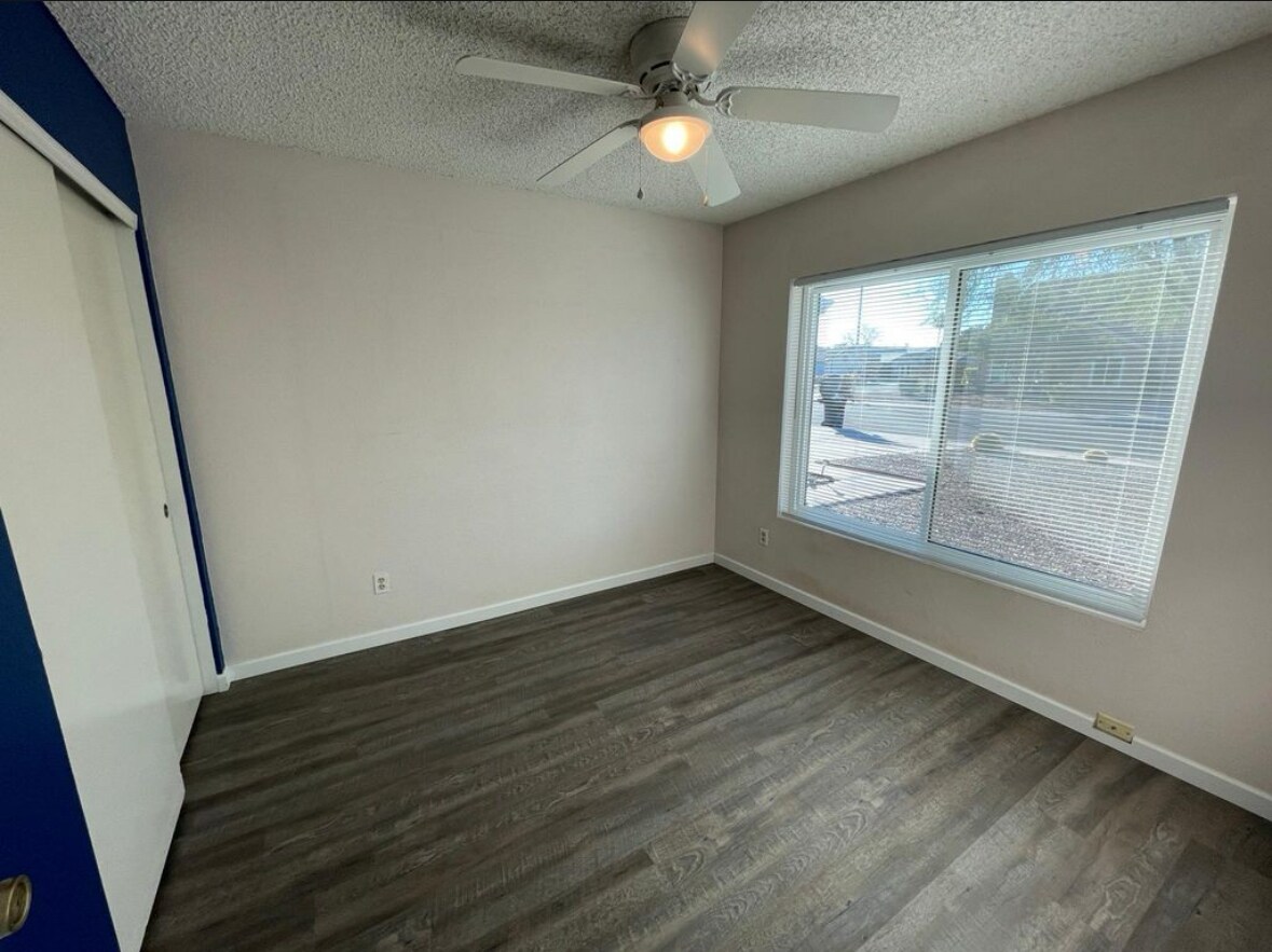 Building Photo - 4614 W Kitty Hawk