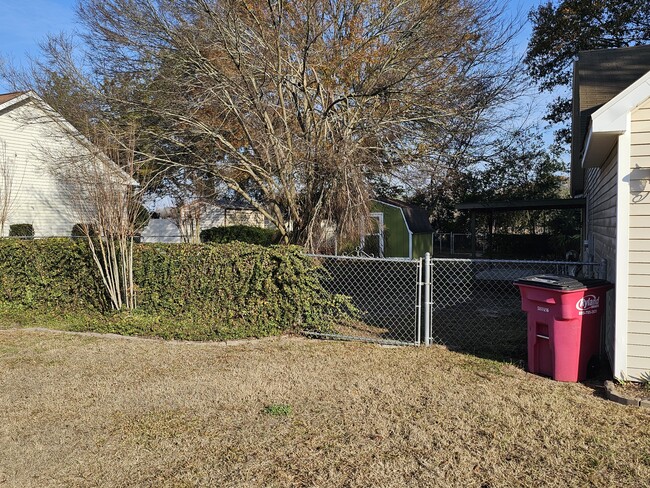 Building Photo - 1811 Red Fox Trail