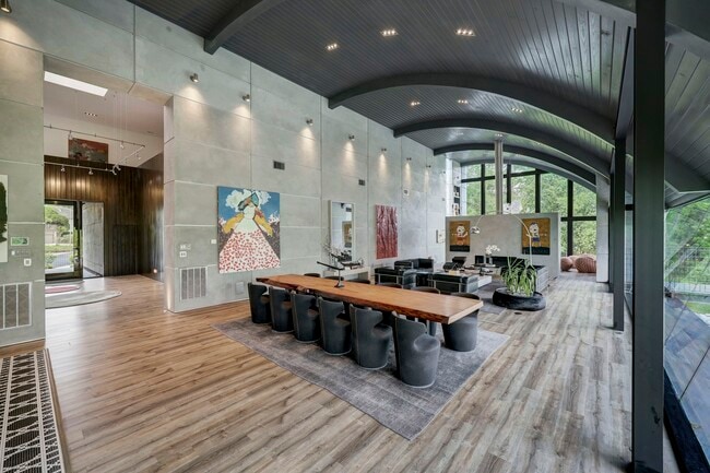 Building Photo - 5111 Bayou Timber Ln