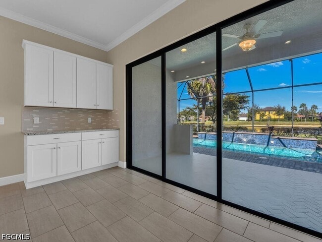 Building Photo - 10093 Avalon Lake Cir