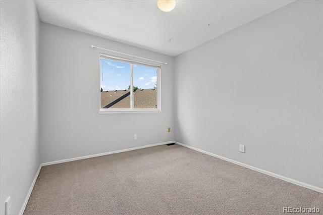 Building Photo - 10203 Vine Ct