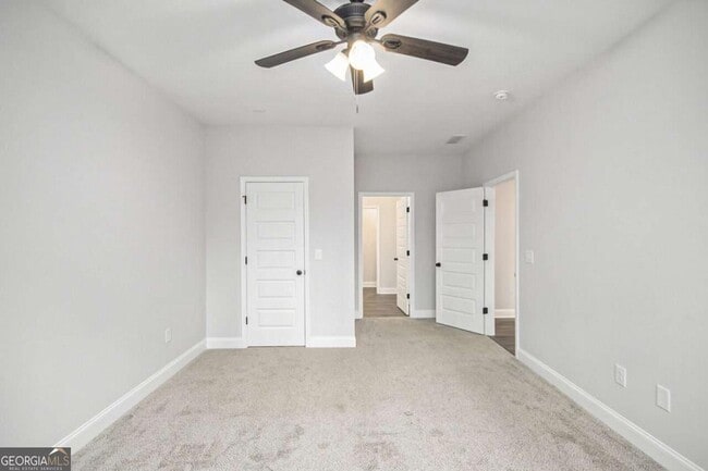 Building Photo - 124 Crestpoint Rd