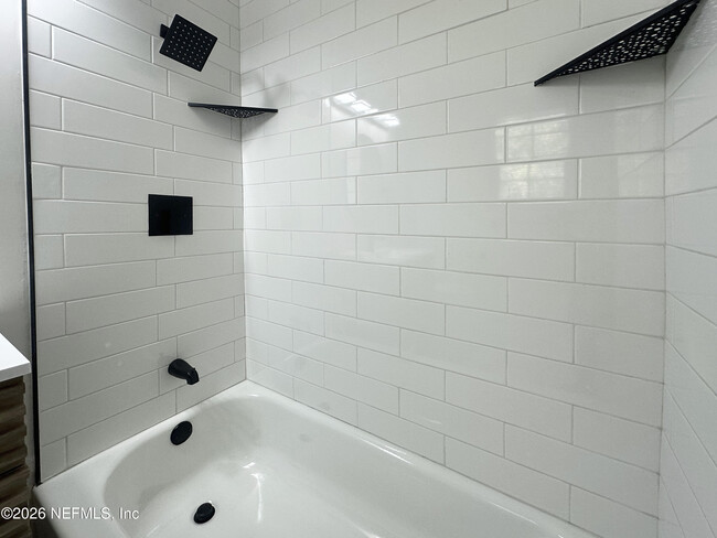 Building Photo - 1239 Glen Laura Rd