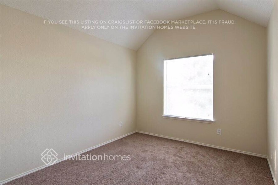 Building Photo - 11135 Covey Ln