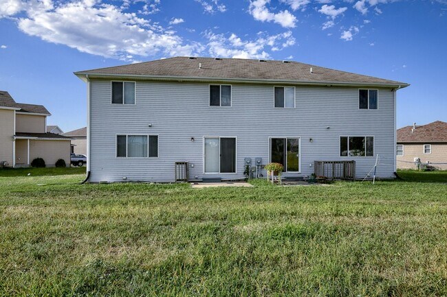 Building Photo - 7261-7265 Dorchester