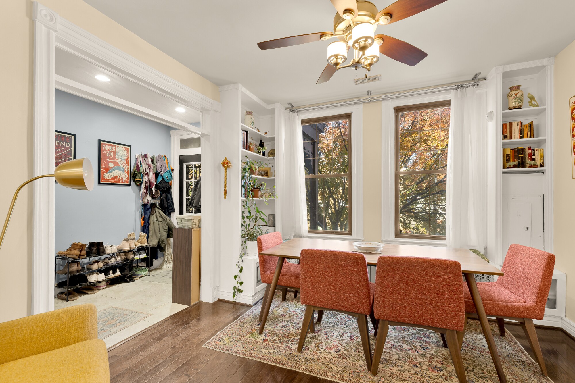 Building Photo - 207 V St NE