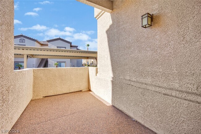 Building Photo - 8725 W Flamingo Rd