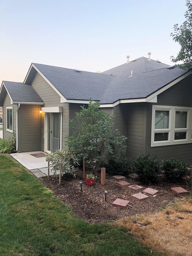 Building Photo - 8854 W Candleston Ct
