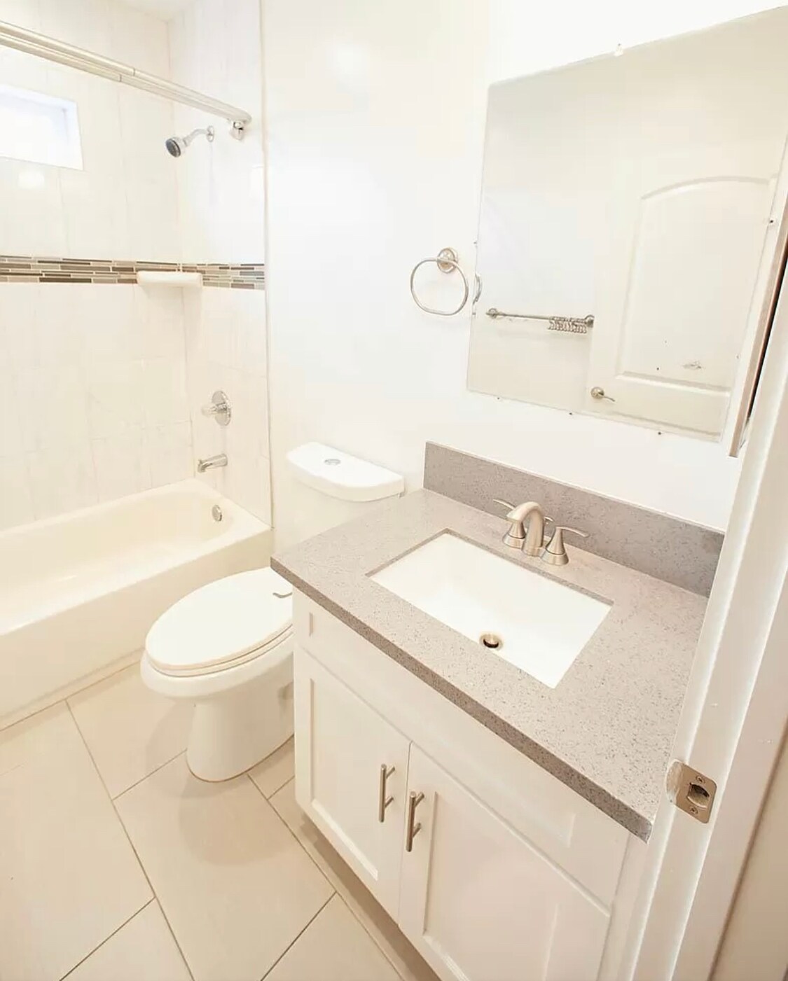 Building Photo - 4838 W 18th St