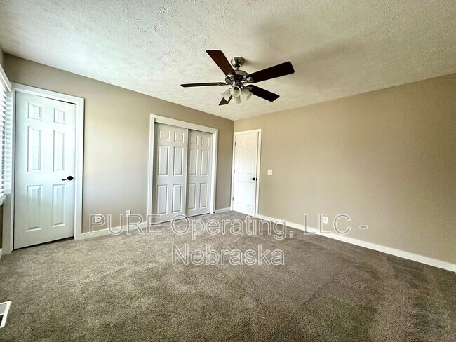 Building Photo - 8005 S 152nd St