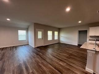 Building Photo - 2626 Old Ironsides Rd