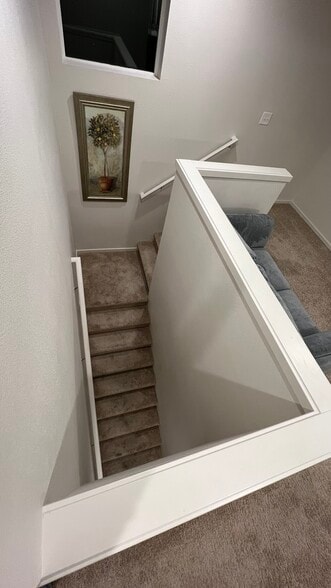 Nice design - 720 NE 138th Pl
