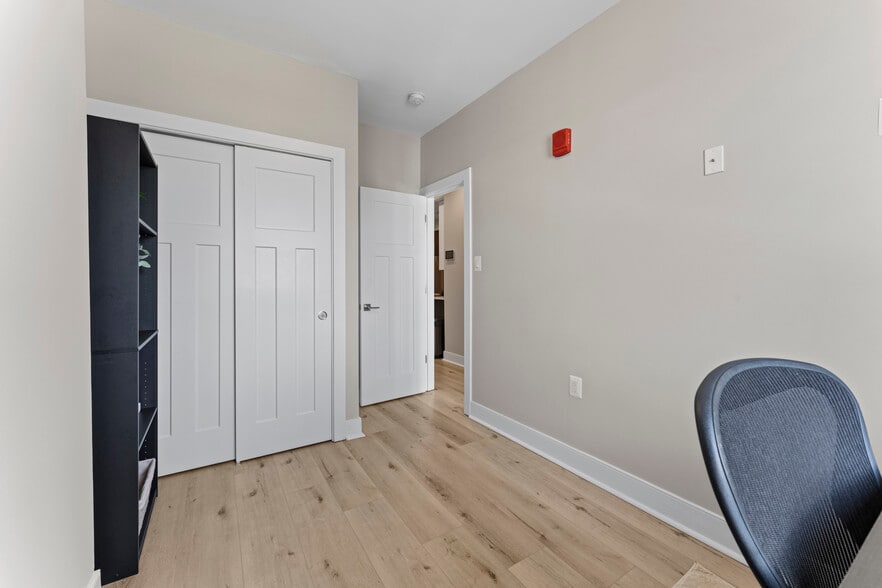 2nd bedroom closet - 818 Kennedy St NW