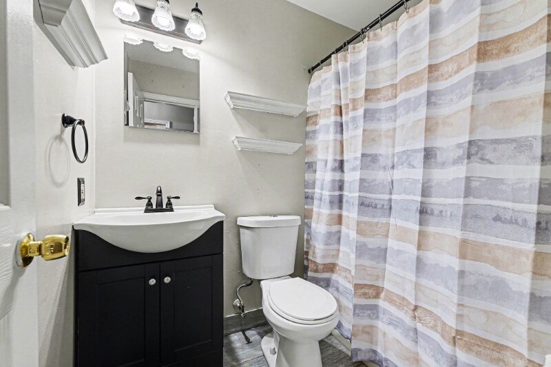 Building Photo - 115 Loblolly Ln