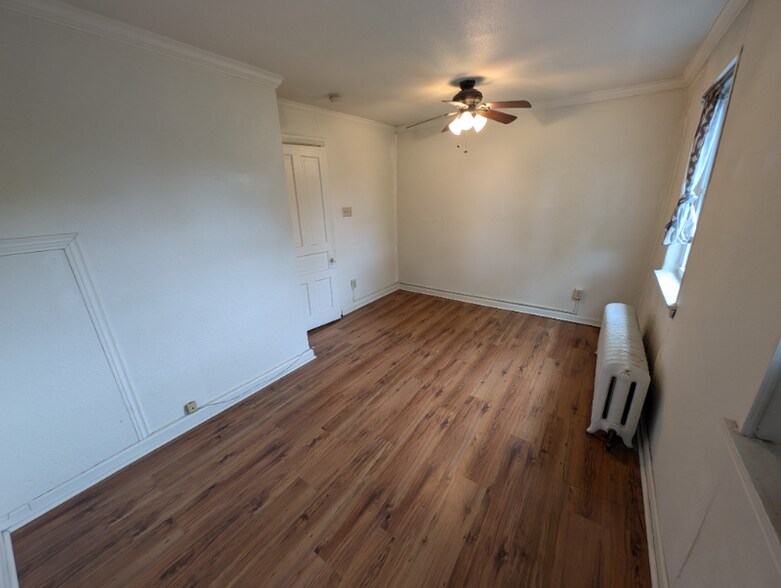 Building Photo - 187 Morewood Ave