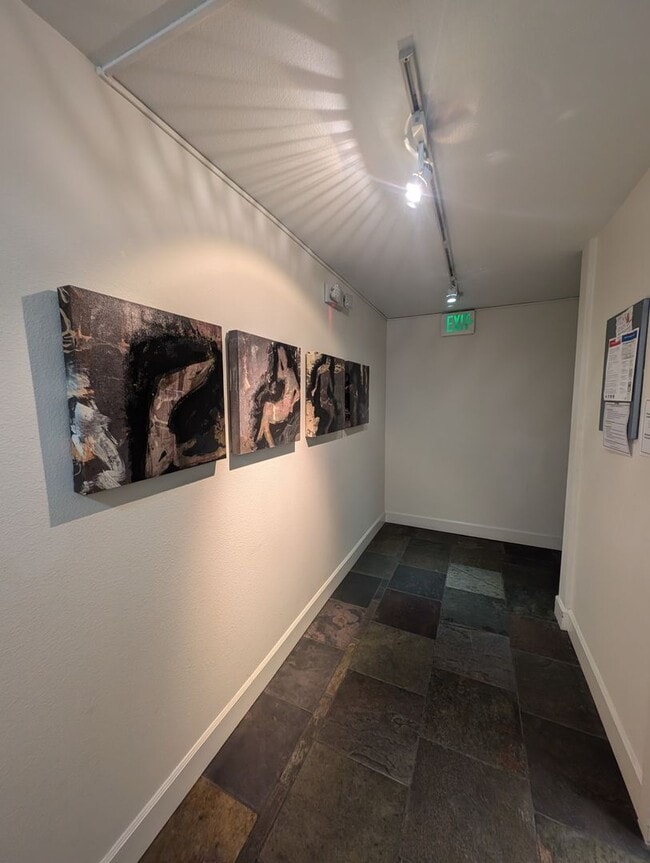 Building Photo - Capitol Hill Condo Available in June - Two Bedroom, High Floor Unit w/ A/C