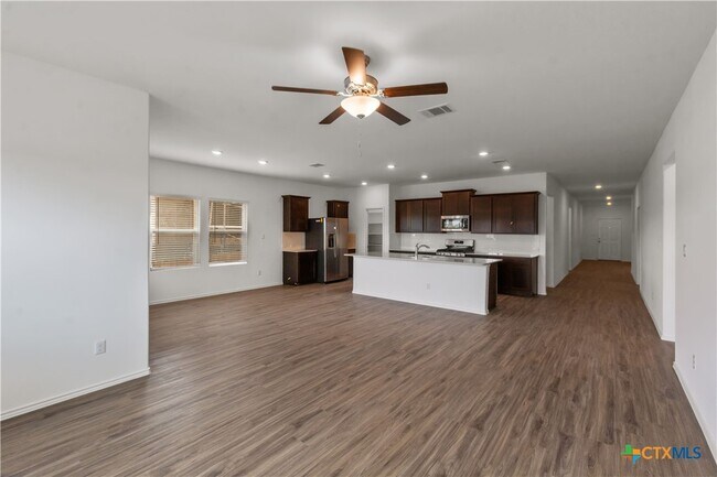 Building Photo - 1108 Mallow Rd