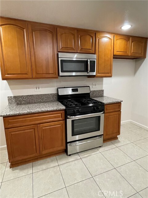 Building Photo - 6141 Marbrisa Ave