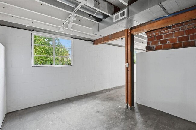 Building Photo - 4303 Baker Ave NW