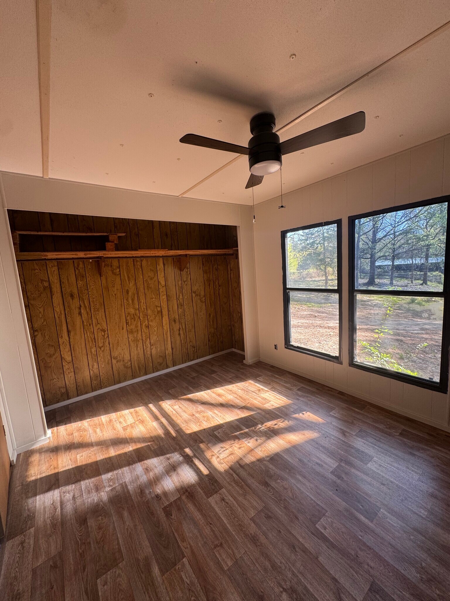 Building Photo - 7485 Sturrock Rd