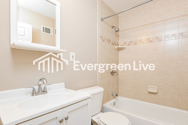 Building Photo - 380 S St Jacques St