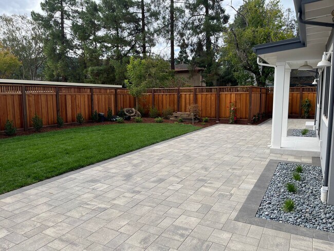 Building Photo - Completely Remodeled Home in Prime Los Gat...