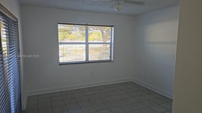 Building Photo - 8540 SW 212th St